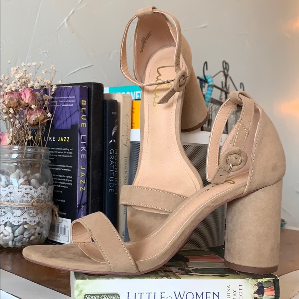 Lulus Strappy heels